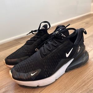 Air max 270s